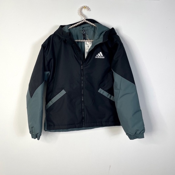 Adidas Back To Sport Insulated Jacket - Picture 5 of 8